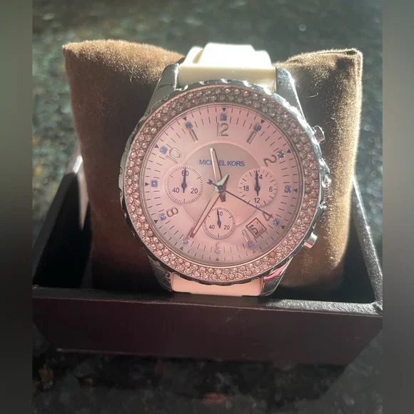 chinese dress ladies Michael Kors MK4743 Stainless Steel Rose Gold Woman Watches  Lexor Miami